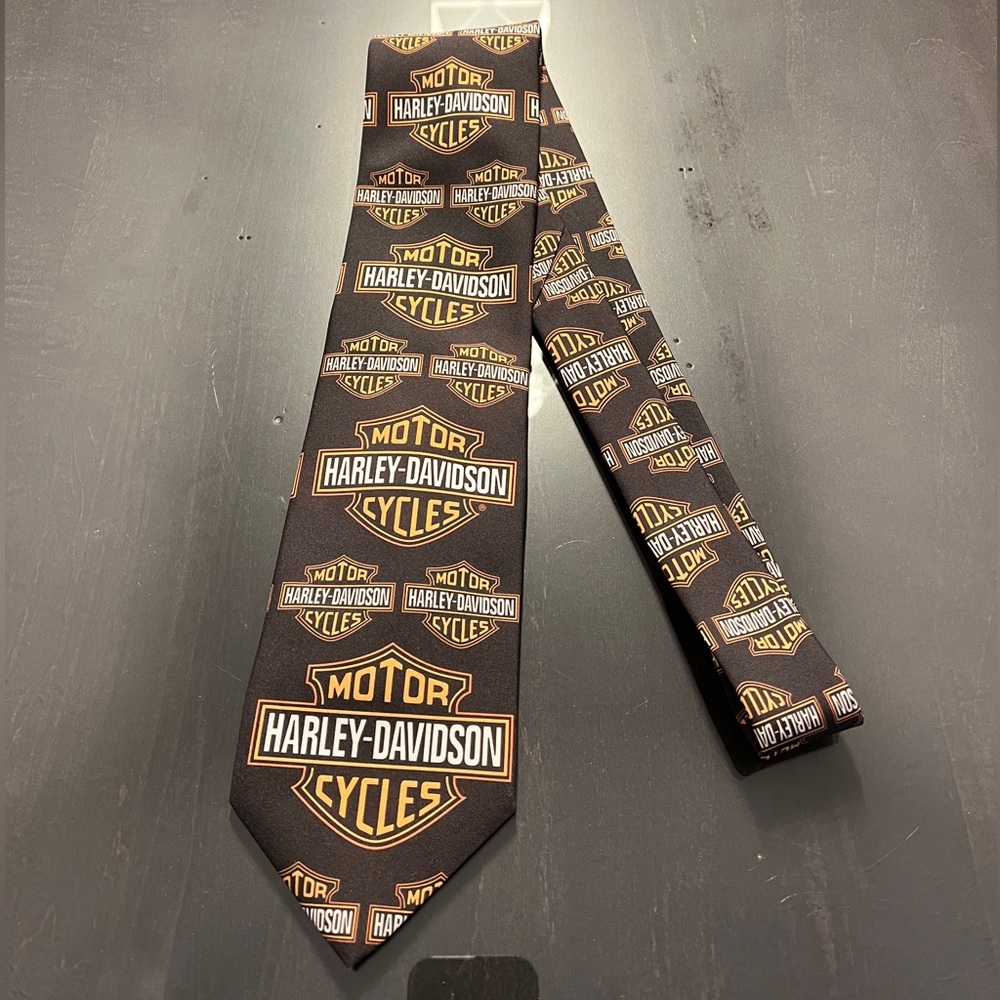 VNTG Harley-Davidson Men's Tie in Black and Gold
